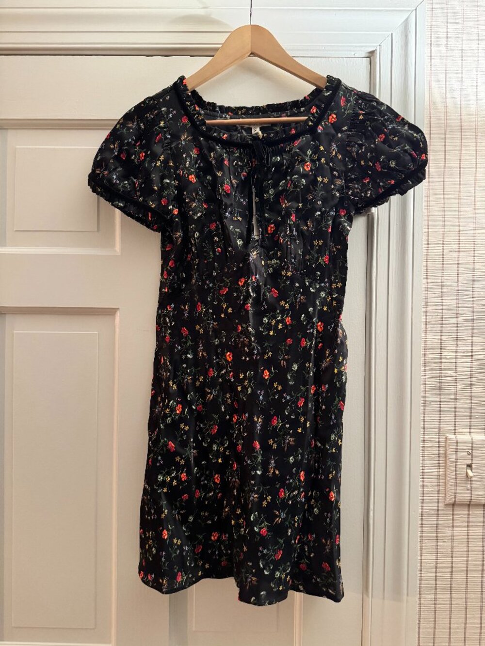 NWT Dôen Krista Mini Dress Black Floral Satin Velvet Trim XS